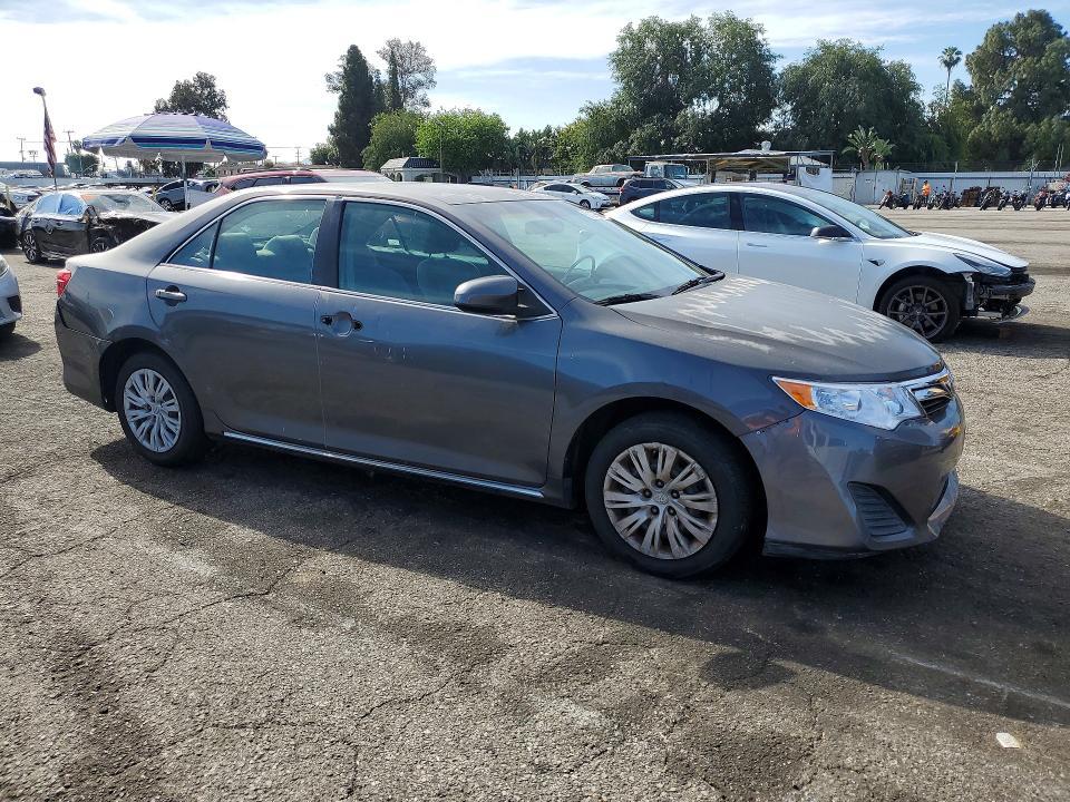 2012 Toyota Camry le