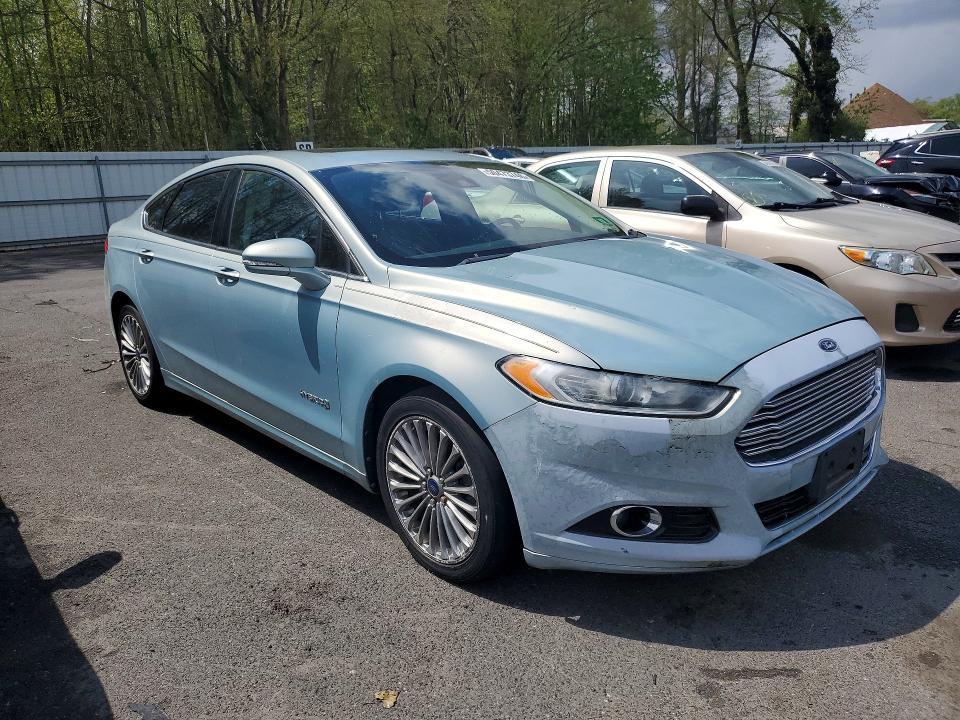 2014 Ford Fusion Titanium hev