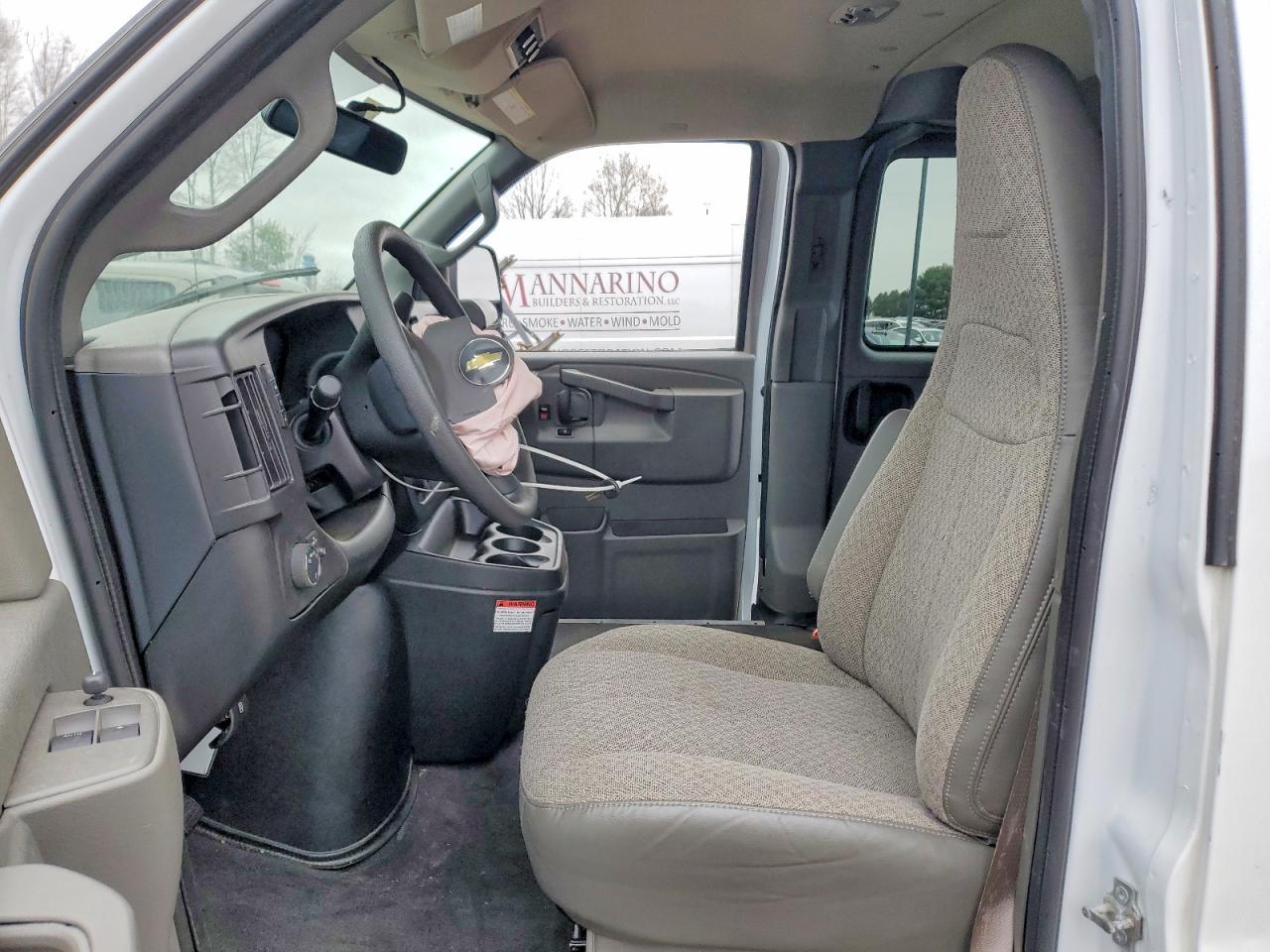 2023 Chevrolet Express G3500 LS