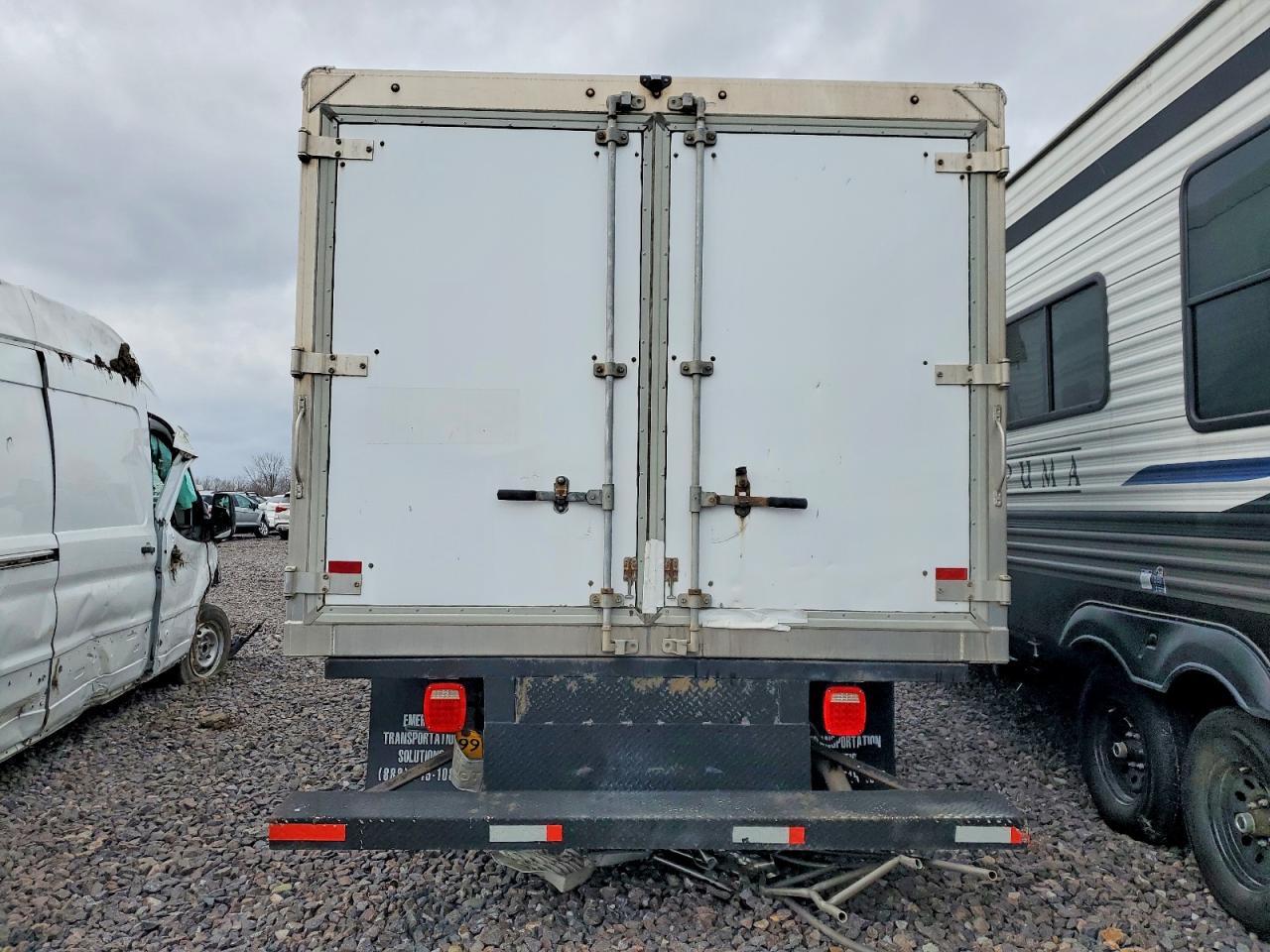 2018 Chev Rolet Express Refrigerated BOX Truck