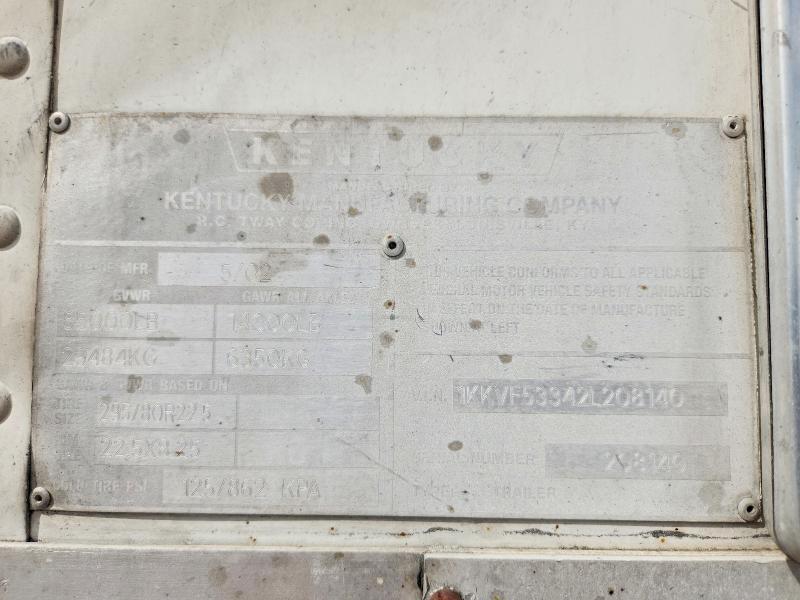 2002 Kentucky DRY Van Trailer