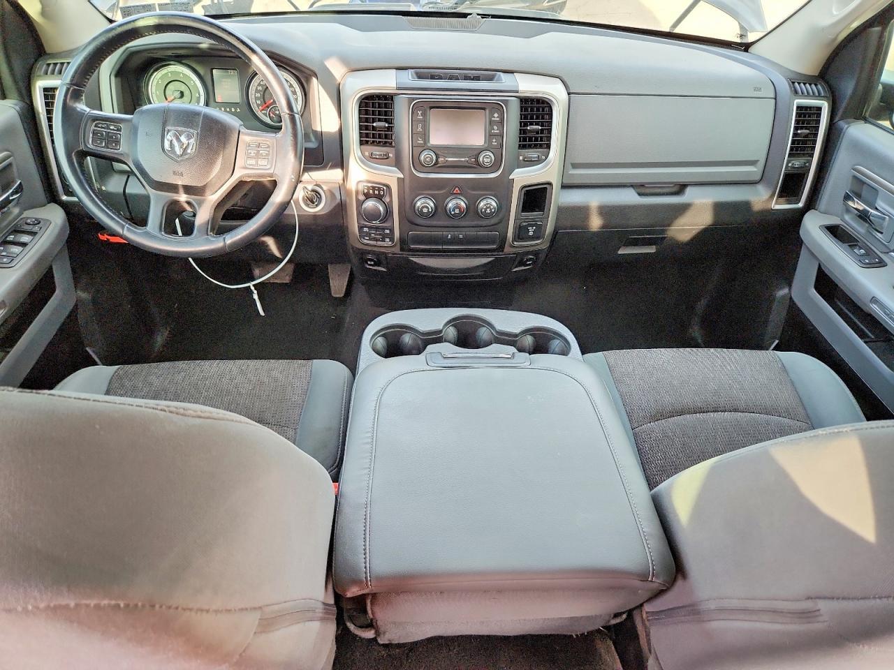 2014 Dodge RAM 1500 SLT