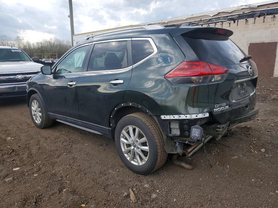 2020 Nissan Rogue sv