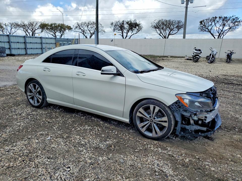 2016 Mercedes-Benz Cla 250