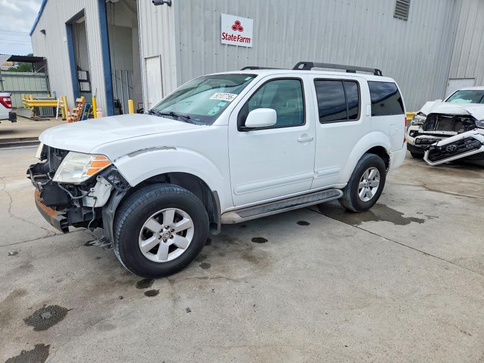 2011 Nissan Pathfinder s