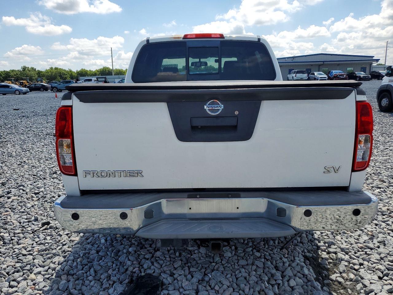 2016 Nissan Frontier SV