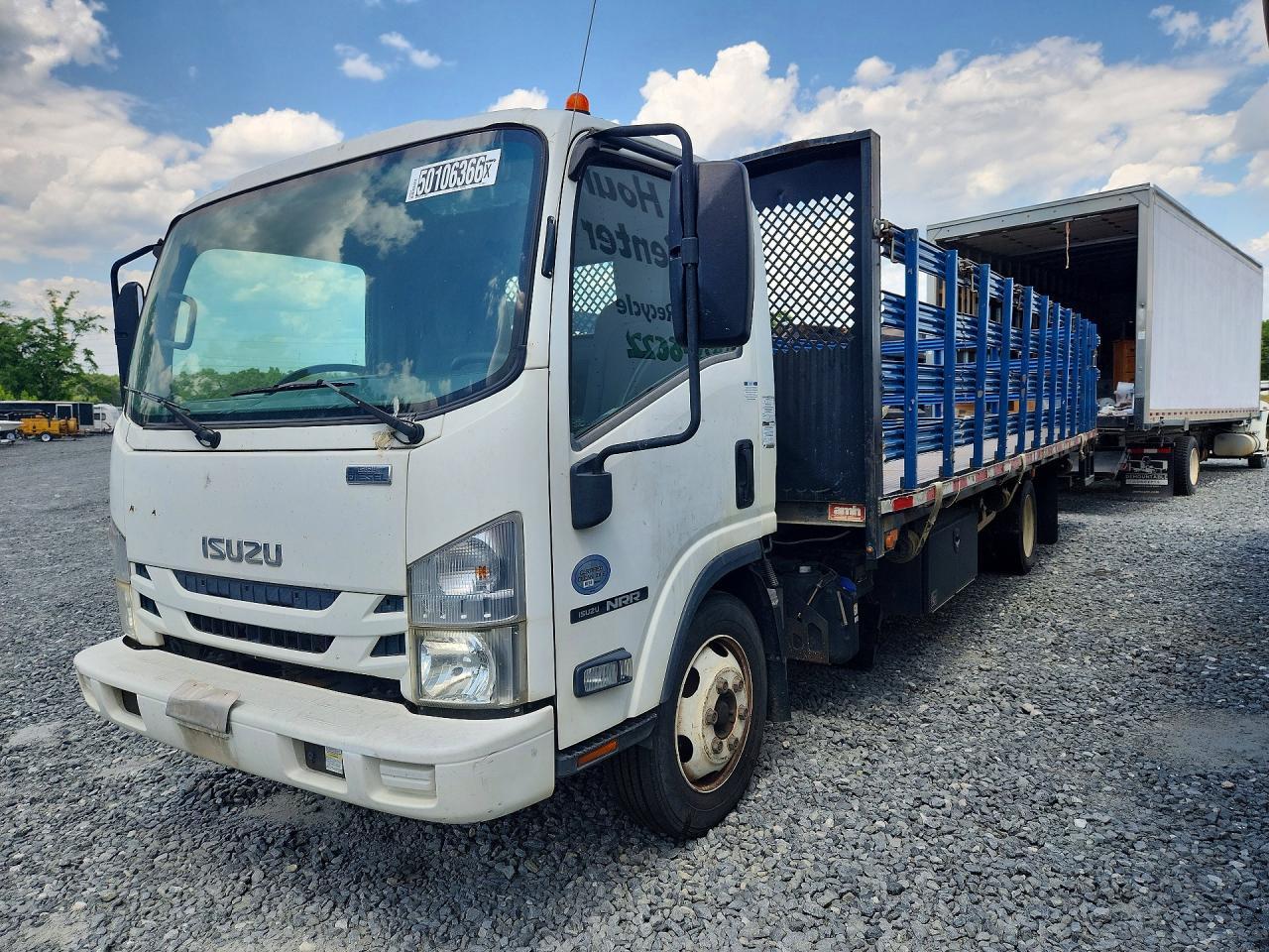 2017 Isuzu NRR