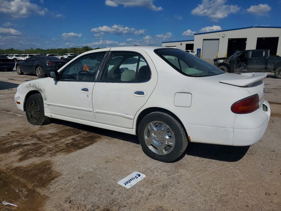 1994 Nissan Altima xe