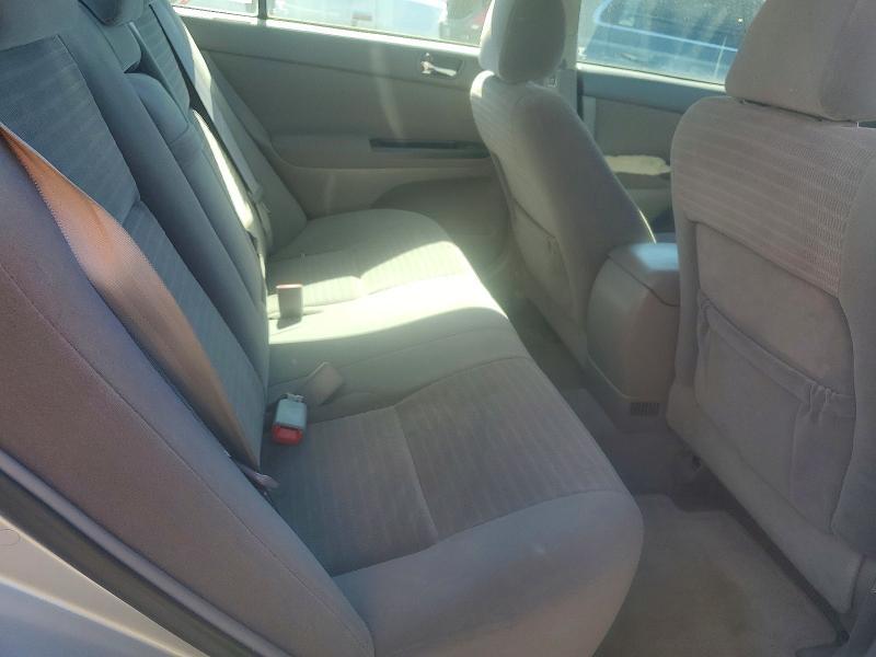 2006 Toyota Camry le