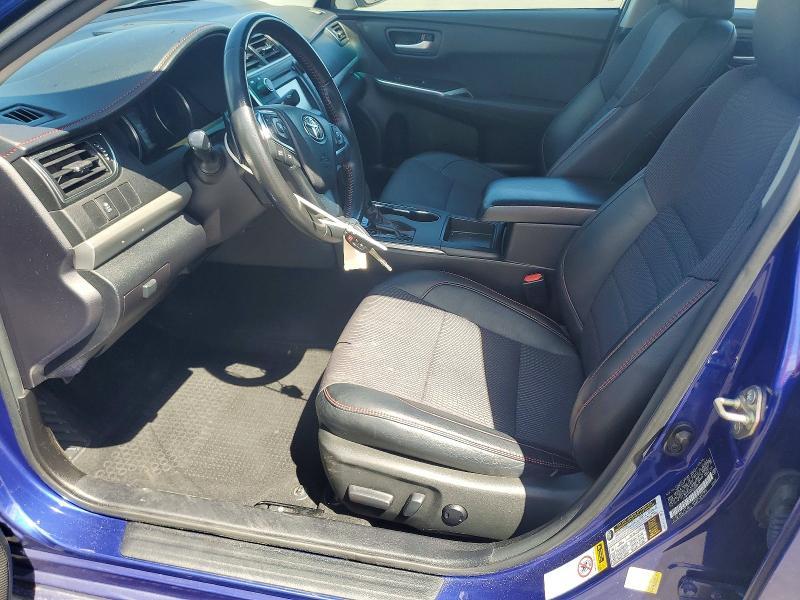 2016 Toyota Camry se