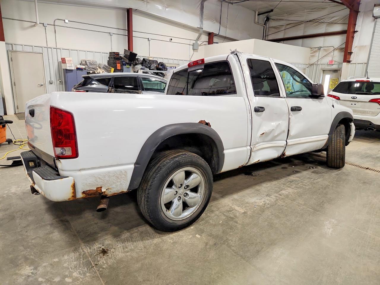 2004 Dodge RAM 1500 ST