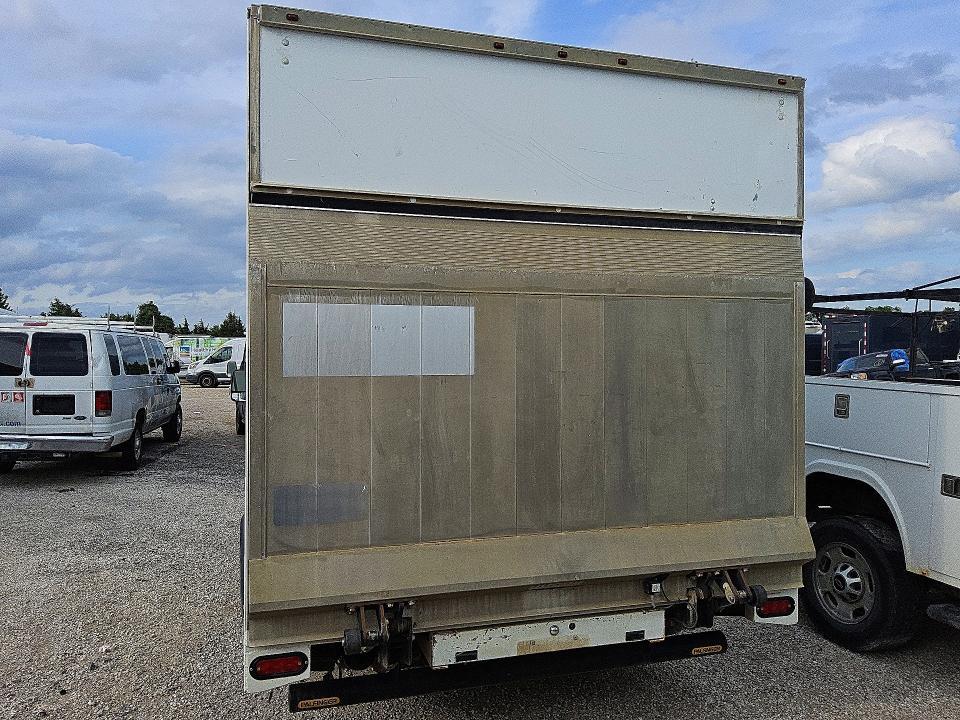 2019 Ford Transit BOX Truck