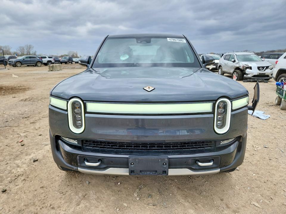 2022 Rivian R1T Adventure