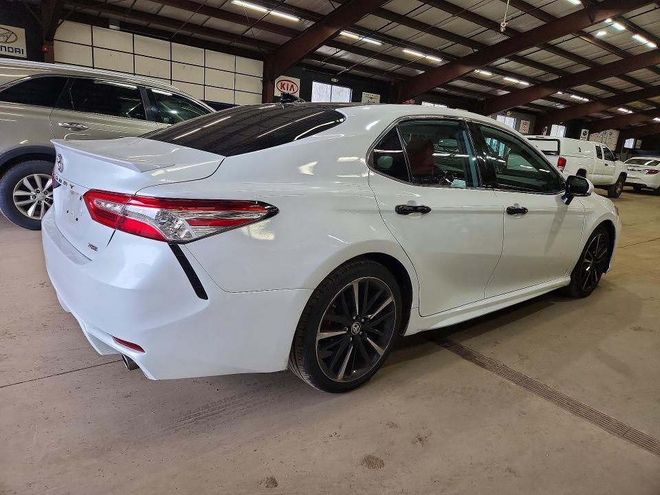 2020 Toyota Camry xse