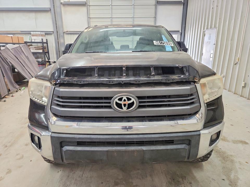 2015 Toyota Tundra SR5
