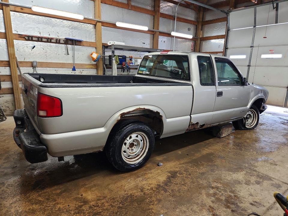 2001 Chevrolet S Truck S10
