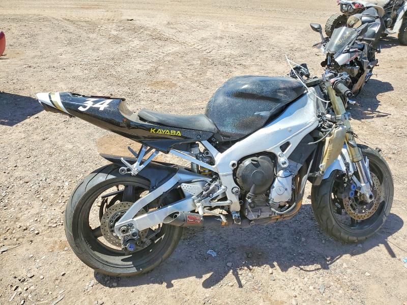 2001 Yamaha YZFR1