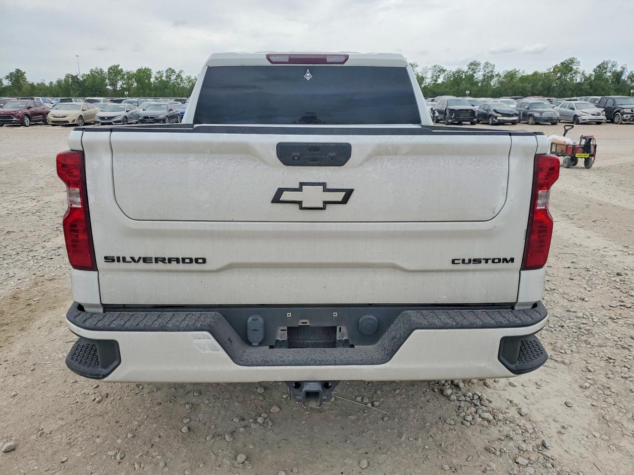 2022 Chevrolet Silverado C1500 Custom