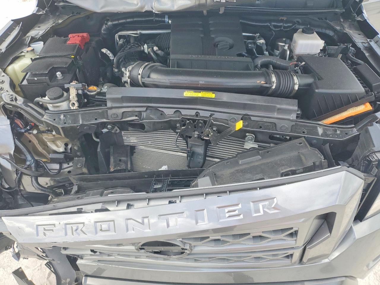 2024 Nissan Frontier SV