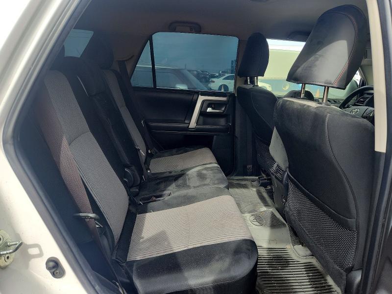 2018 Toyota 4runner SR5