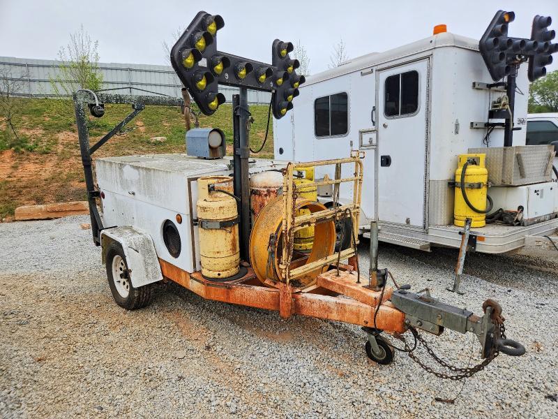 1999 Fenex 2000 Team Fenex F-101 kp Manhole Support Trailer