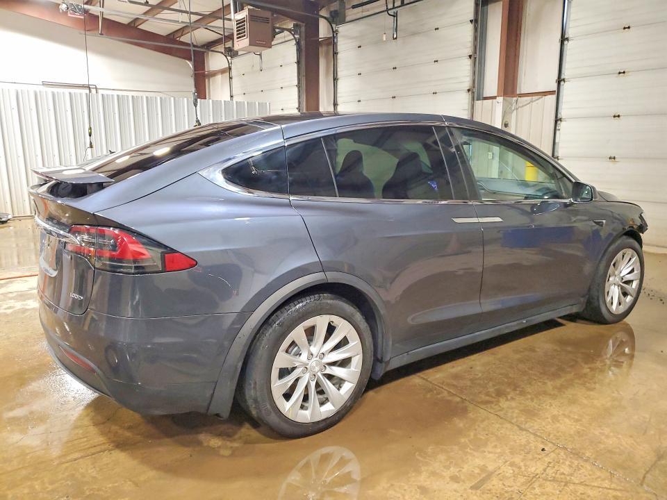 2017 Tesla Model x