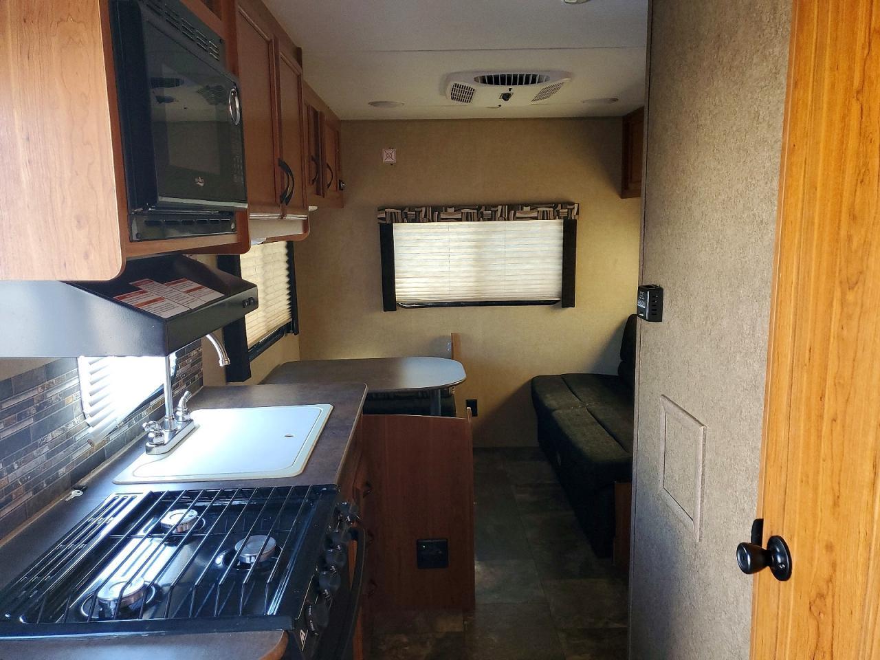 2015 Starcraft Camper