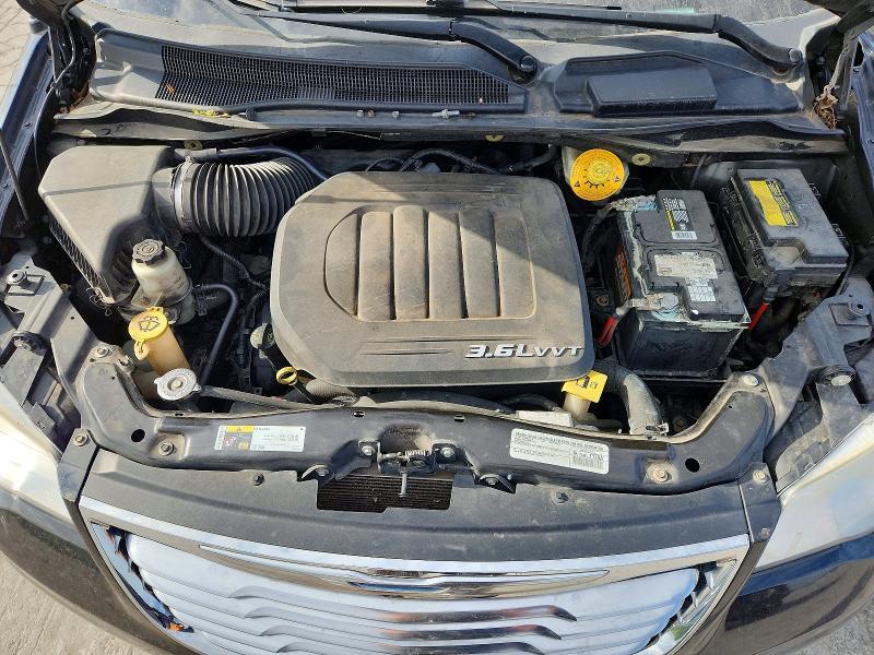 2015 Chrysler Town & Country Touring