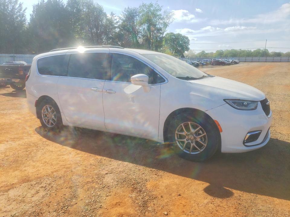 2022 Chrysler Pacifica Touring