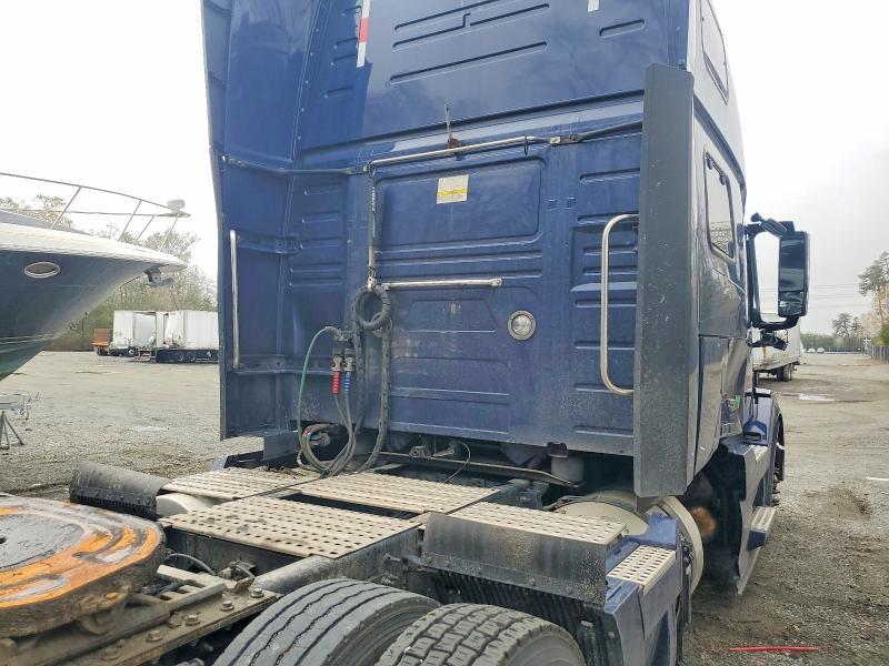 2018 Volvo VN VNL-Semi Truck