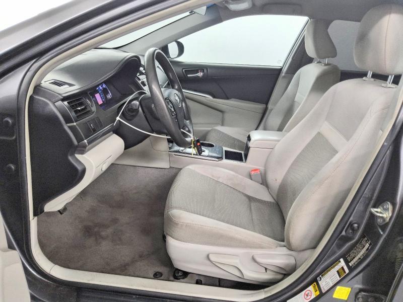 2014 Toyota Camry Hybrid le