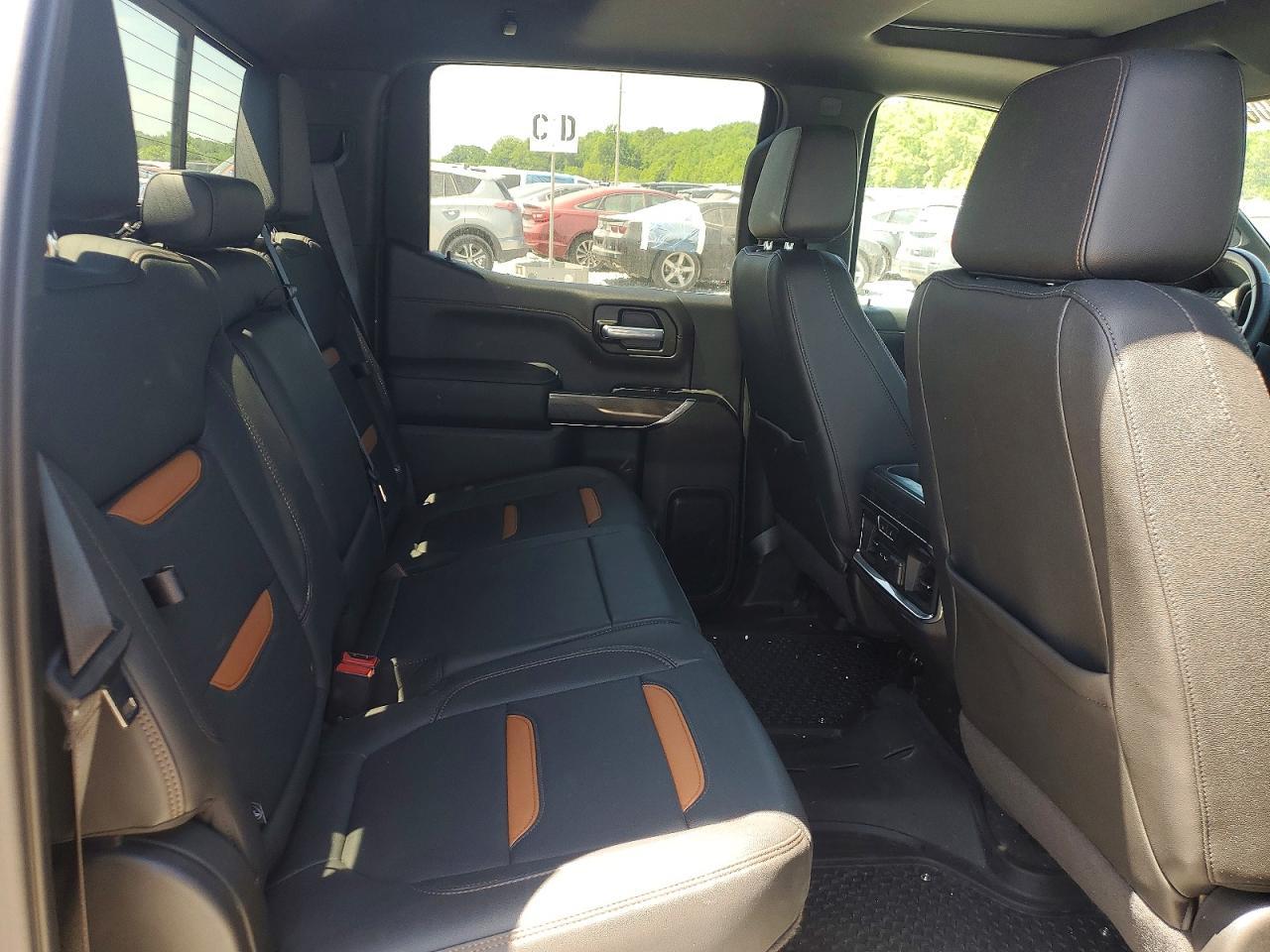 2021 GMC Sierra K1500 AT4