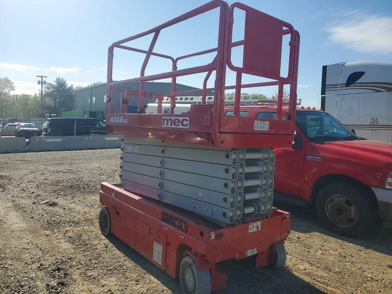 2020 MEC 4046se Scissor Lift