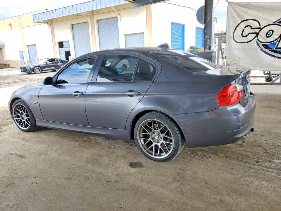 2006 BMW 325 i