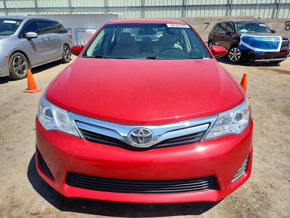 2013 Toyota Camry le
