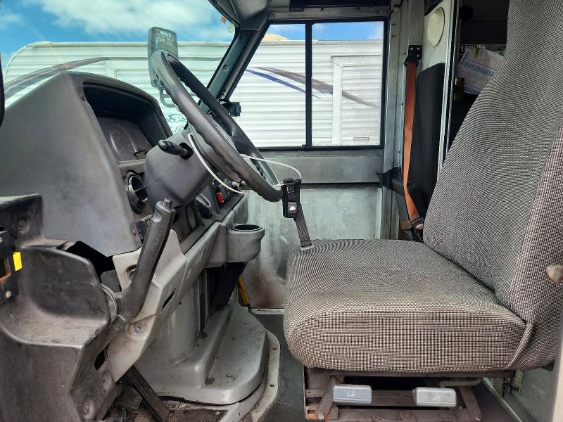 2013 Isuzu NPR Delivery Truck