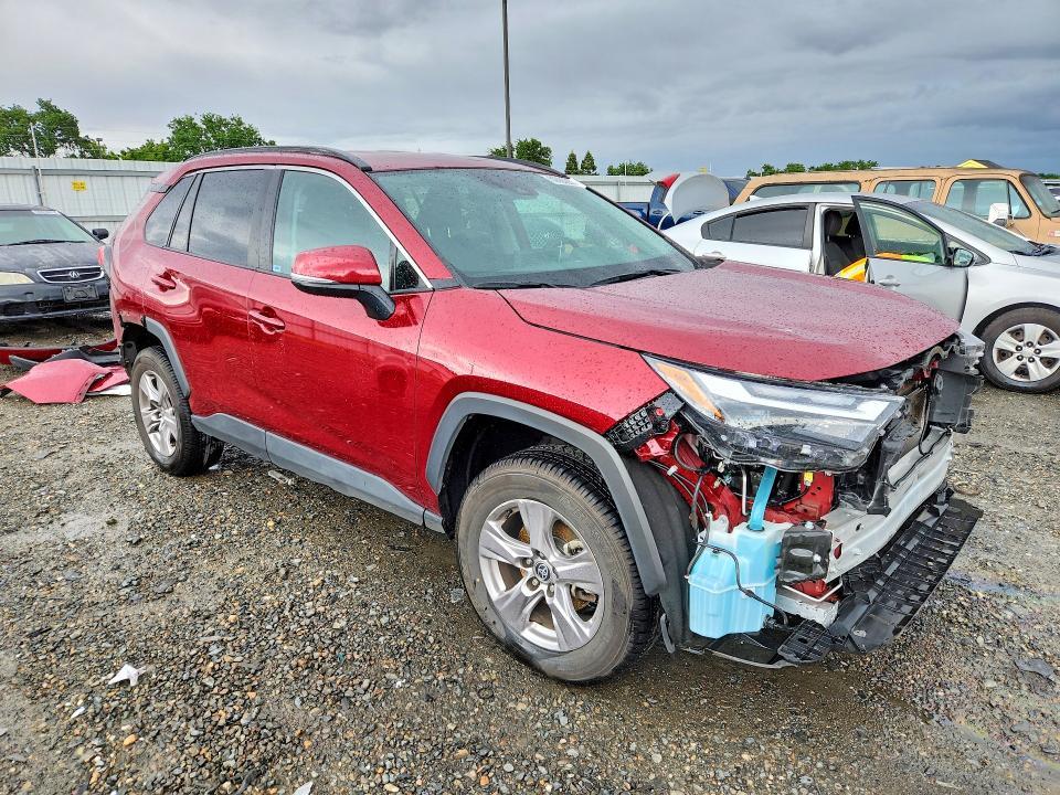 2022 Toyota Rav4 xle