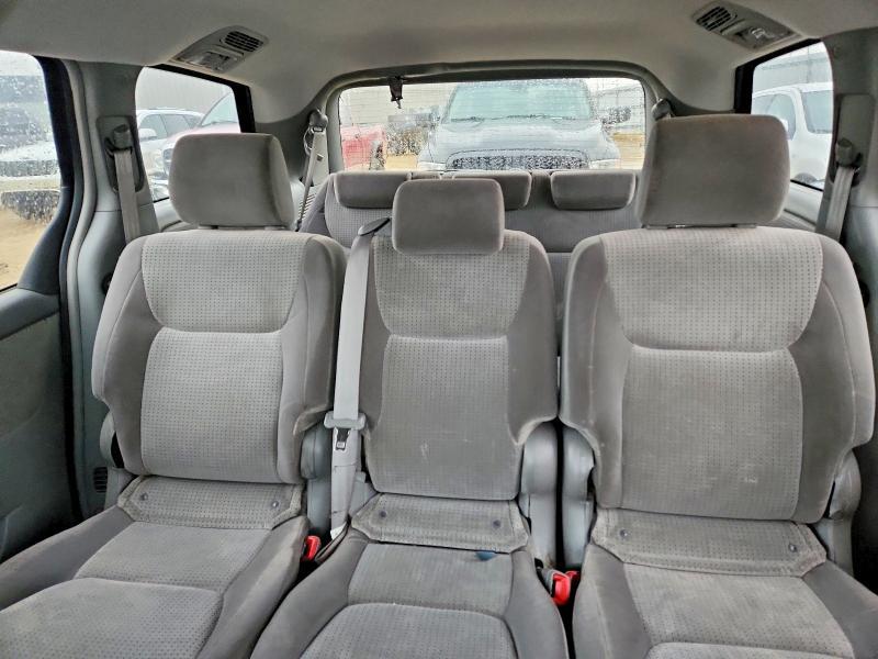 2007 Toyota Sienna ce 7-passenger