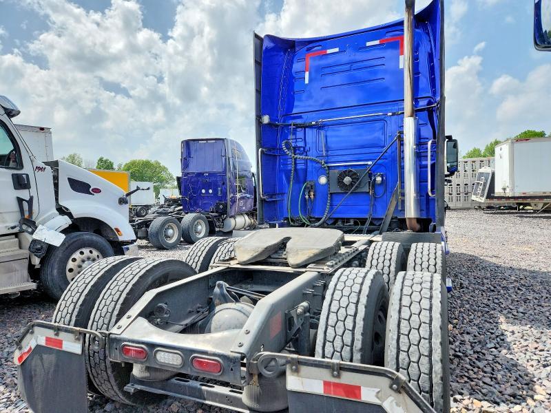 2019 Volvo VNL Semi Truck