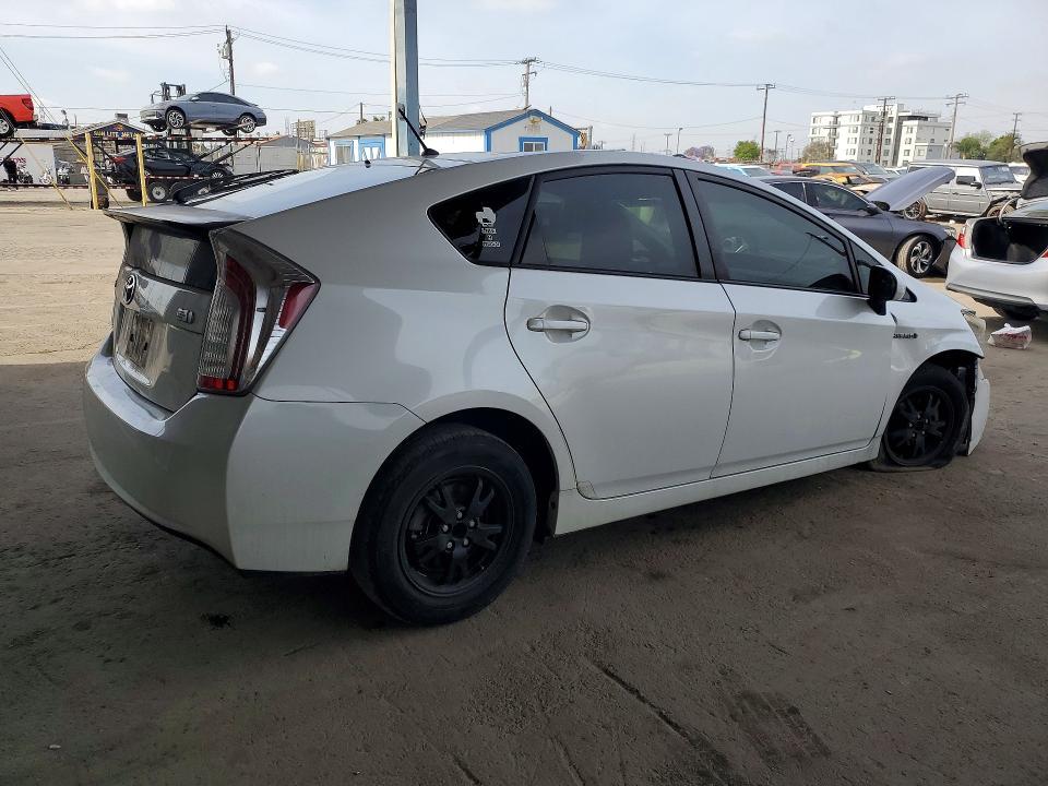2014 Toyota Prius two