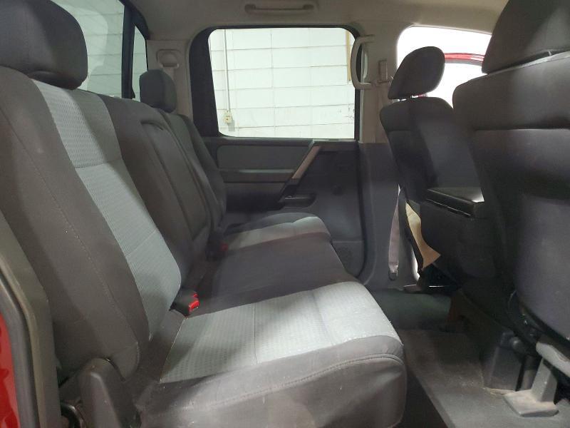 2005 Nissan Titan XE