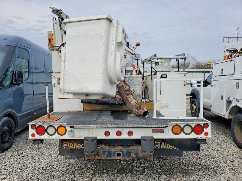 2014 Ford F450 Super Duty Bucket Truck