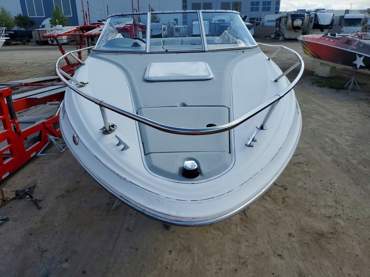 1998 Maxum Boat