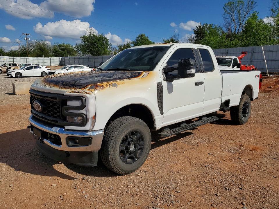 2025 Ford F350 Super Duty