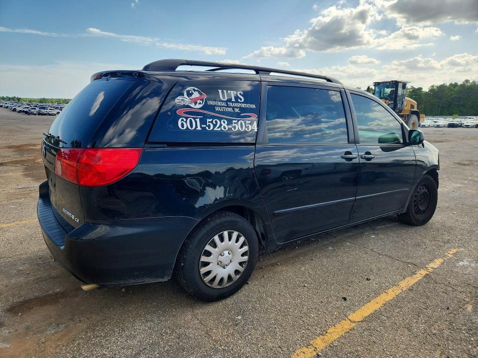 2008 Toyota Sienna ce 7-passenger