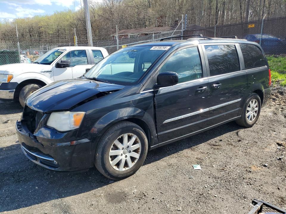 2013 Chrysler Town & Country Touring
