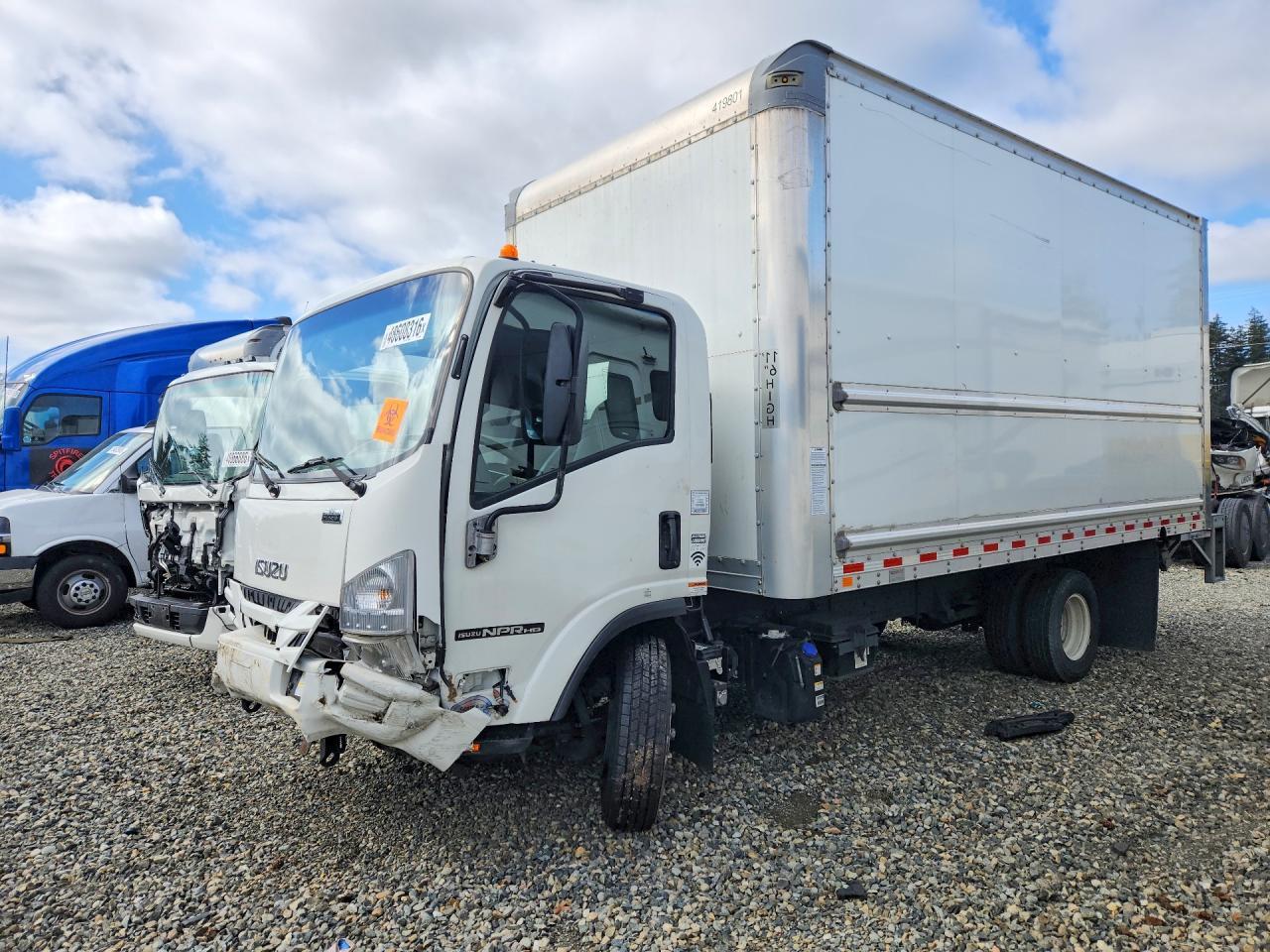 2022 Isuzu NPR HD BOX Truck