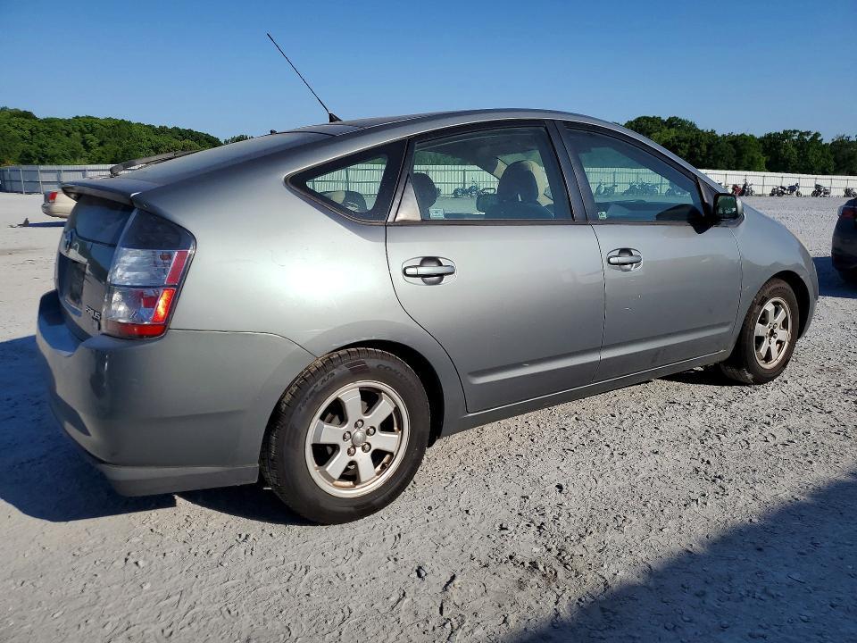2005 Toyota Prius Base