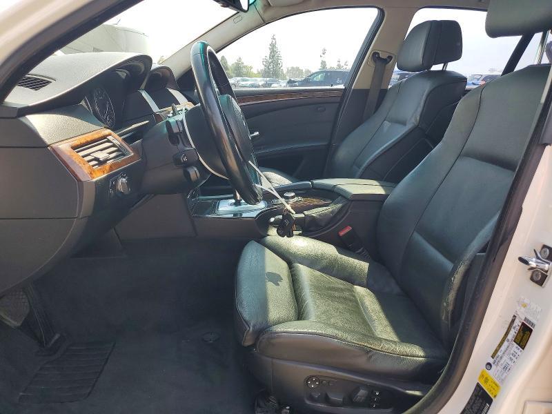 2009 BMW 528 i