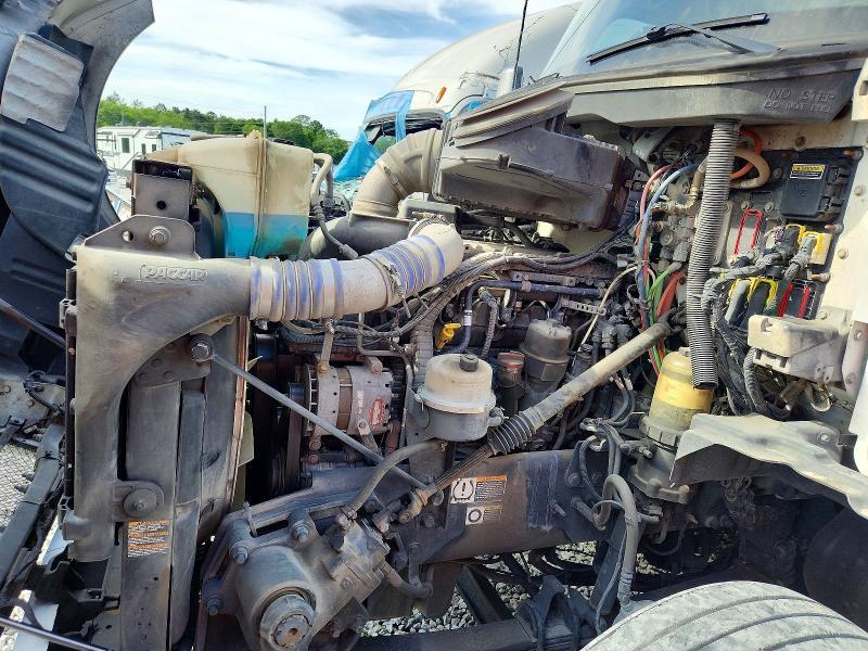 2020 Kenworth T680 Semi Truck